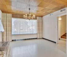 Halfopen huis met tuin in de Glazeniersstraat in Roeselare