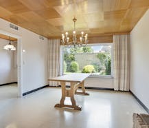 Halfopen huis met tuin in de Glazeniersstraat in Roeselare