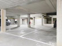Ondergrondse autostaanplaats te koop in centrum Wilrijk