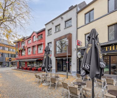 Ready to move into commercial building in the heart of Hasselt