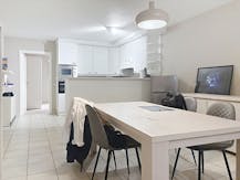 Instapklaar appartement met 2 slaapkamers en zonnig terras te Torhout.