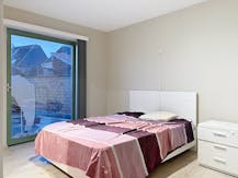 Instapklaar appartement met 2 slaapkamers en zonnig terras te Torhout.