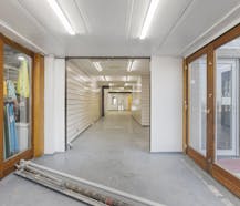 Local commercial en bord de mer (94m²)