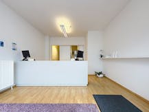 Ruime handelsruimte te huur in het centrum van Merksem!