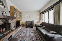 Bel-etage met 3 slaapkamers op een centrale ligging te koop in Kortrijk