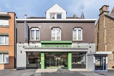 Handelspand met woonst en atelier in Ruddervoorde