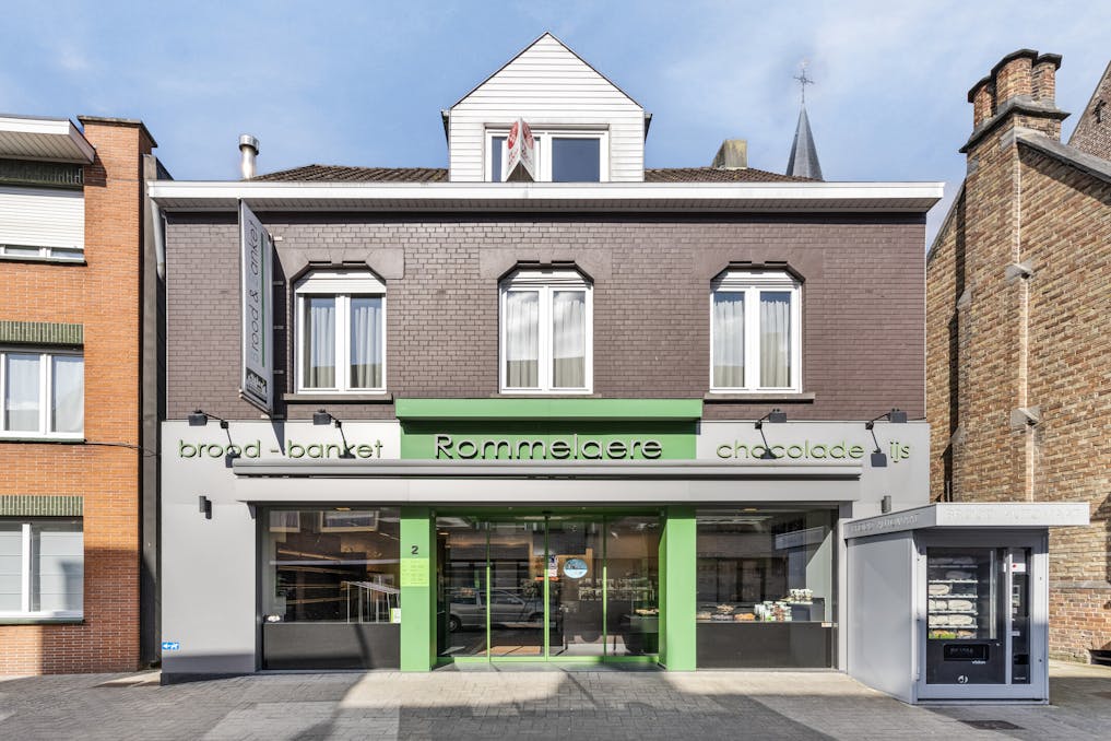 Handelspand met woonst en atelier in Ruddervoorde