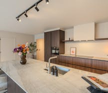Prachtig gerenoveerd appartement met twee slaapkamers