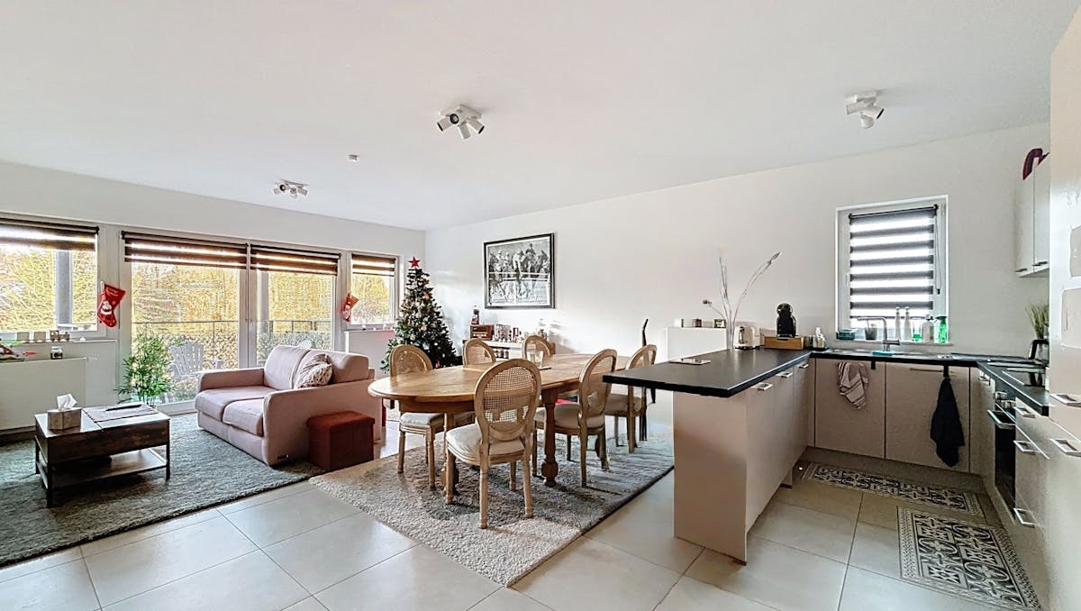 Waterloo-Appartement (110m²) met 2 kamers + terras + parking