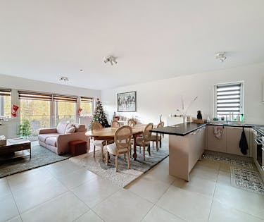 Waterloo-Appartement (110m²) met 2 kamers + terras + parking