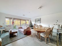 Waterloo-Appartement (110m²) met 2 kamers + terras + parking