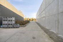 Industriële unit/ Magazijn (788 m²) te huur in Oostkamp