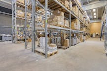 Industriële unit/ Magazijn (788 m²) te huur in Oostkamp