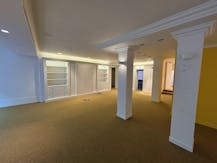 Kantoor van ca. 230 m² te huur in Waregem