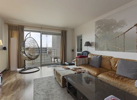 Recent appartement 2 slaapkamers te koop in Molenbeek met staanplaats en kelder