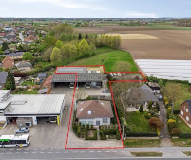 Woning met loods op uitstekende ligging in Torhout