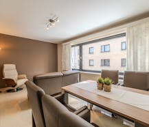 Lichtrijk 2-slaapkamer appartement te koop te Oostende