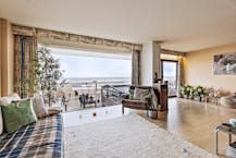 Propriété commerciale avec maison et place de parking à vendre à Zeedijk