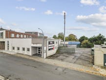 Polyvalent bedrijfsgebouw te koop in Deerlijk