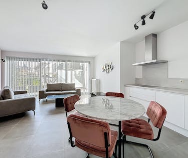 Instapklaar gelijkvloers appartement met 2 slaapkamers in Sint-Stevens-Woluwe