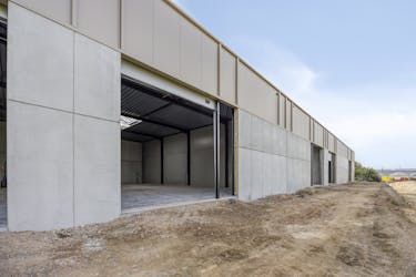 Unité PME récemment construite d'environ 240 m² à vendre à Tielt