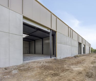Unité PME récemment construite d'environ 240 m² à vendre à Tielt