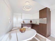 Gerenoveerd appartement te koop aan het Heldenplein te Heist