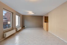 Op te frissen appartement met 2 slaapkamers in Hasselt