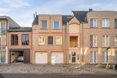 Op te frissen appartement met 2 slaapkamers in Hasselt