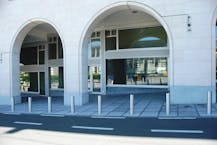 Kunstberg : mooi commercieel pand van ± 280 m².