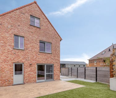 Recente halfopen woning te koop in Rozebeke (Zwalm)