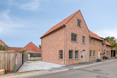 Recente halfopen woning te koop in Rozebeke (Zwalm)
