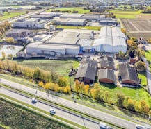 Industriegrond van ca 15.370m² met visibiliteit vanaf de R32