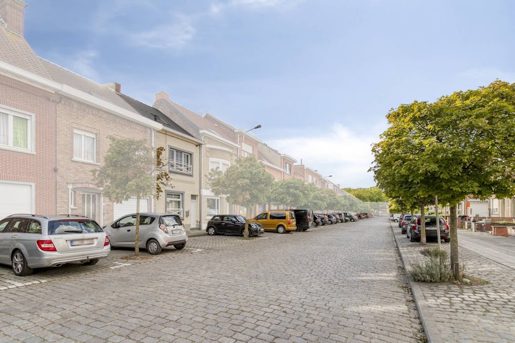 Instapklare woning te koop in Kortrijk! 