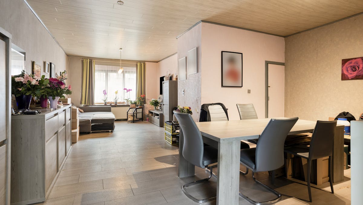 Huis met 5 slaapkamers en tuin in Deurne!