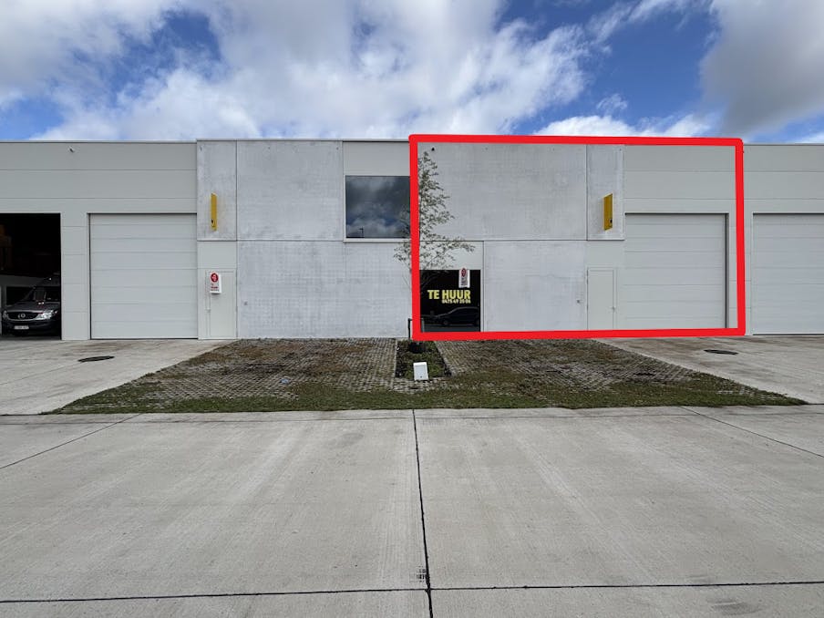 Nieuwbouw magazijn te huur in Harelbeke