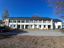 Patrimoniumvennootschap met handelsgelijkvloers en 9 gerenoveerde appartementen.