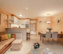 Zongericht appartement met twee slaapkamers en terras