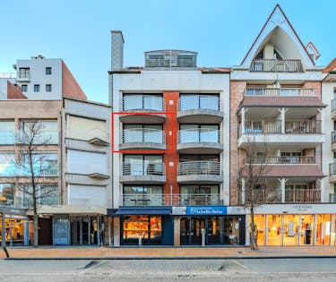Zongericht appartement met twee slaapkamers en terras