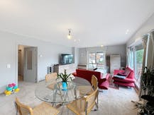 Gerenoveerd appartement met garage te koop, St-Michiels