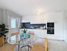 Gerenoveerd appartement met garage te koop, St-Michiels