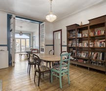 Ruim Art Nouveau appartement (3 slpk) in Molenbeek