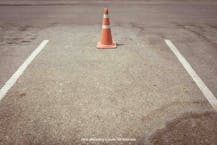 Autostaanplaatsen te koop te centrum Zedelgem