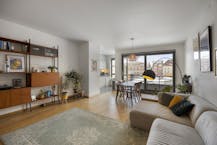 Two bedroom apartment with parking space in Schaerbeek