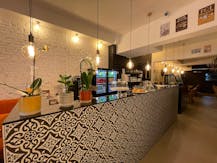 Handelsgelijkvloers te koop in Borgerhout