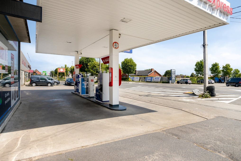 Verhuurd tankstation op drukke verbindingsweg te Hooglede