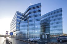 Kantoren (19 m² - 104 m²) met diensten langs de E40 te Aalst