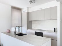 Tour & Taxis - Bemeubeld 2 slaapkamer appartement aan kanaal