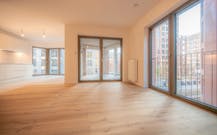 Tour & Taxis Park Lane Scarlet 1.1