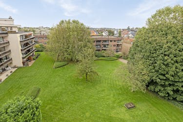 Appartement bien entretenu de 2 chambres avec place de parking à vendre à Strombeek-Bever